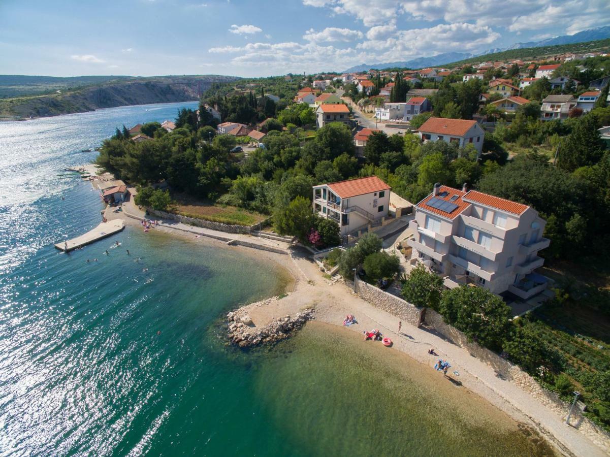 Maruna House Maslenica Luaran gambar
